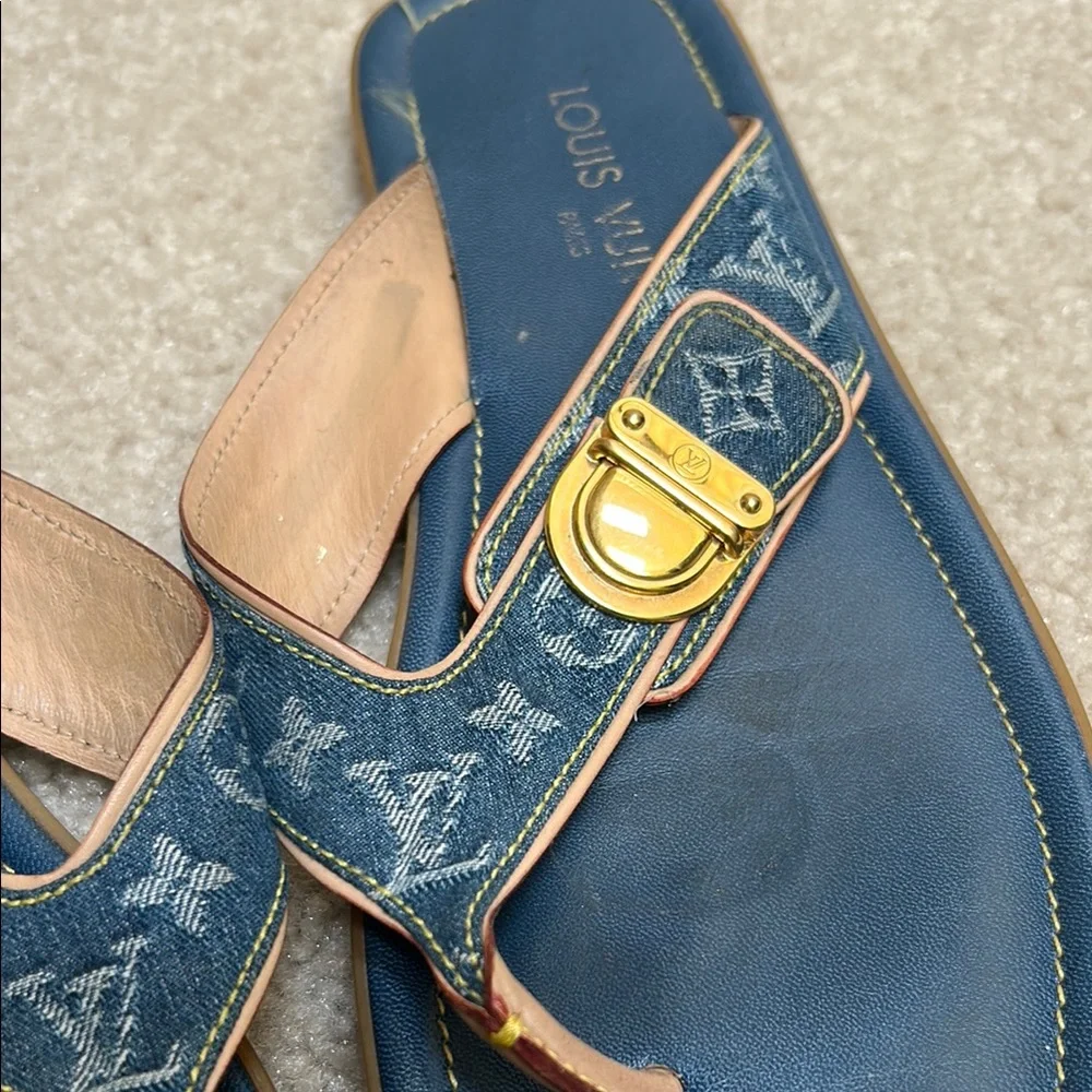 Louis Vuitton Blue Monogram Denim Thong Sandals - Picture 2 of 7